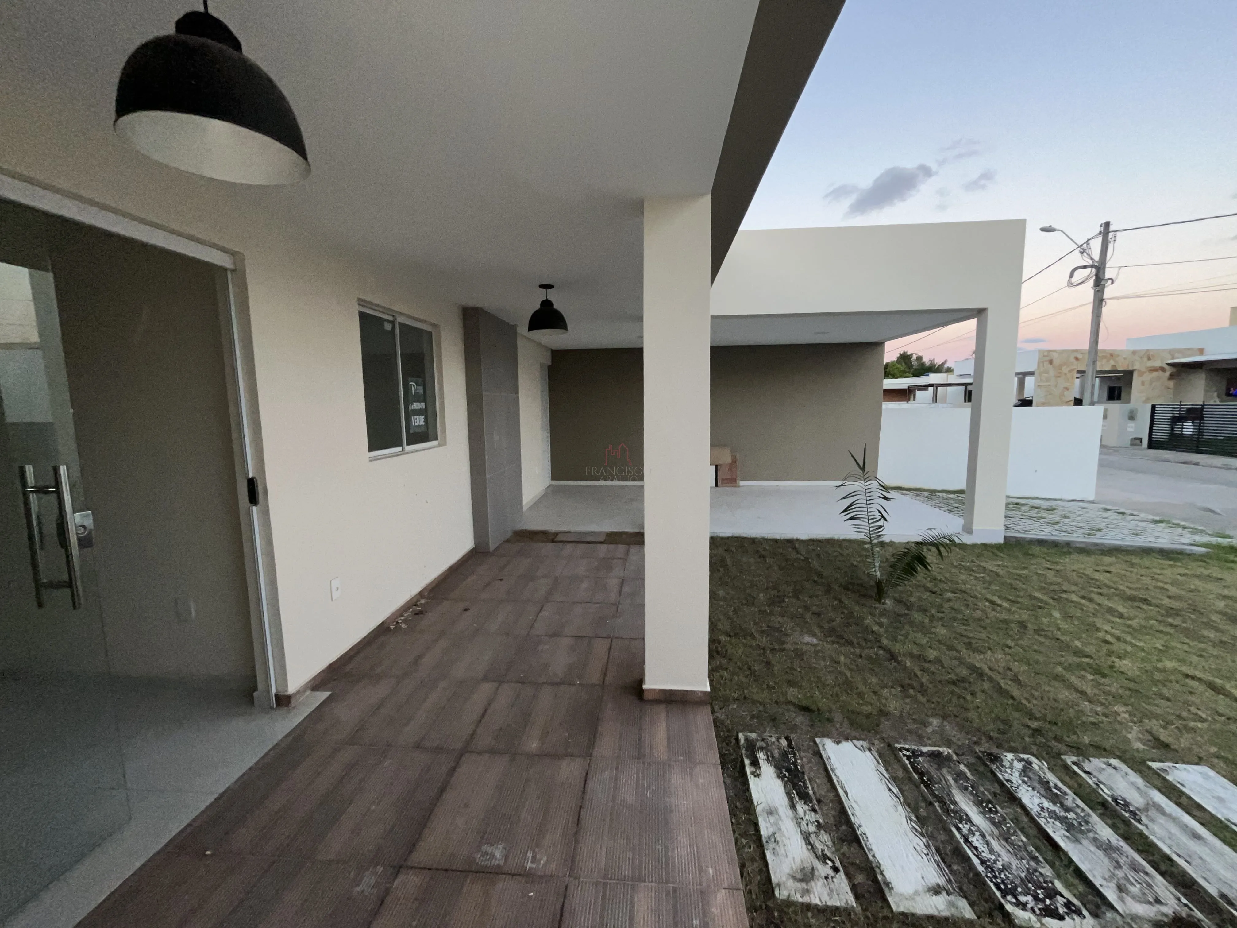 Imagem Casa de Condomínio com 2 Quartos à venda, 85m² - Massagueira

? Jardim privativo 
? Garagem 
? Te...