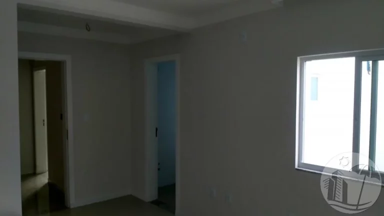 Imagem Investimento Seguro: Casa Alugada e Gerando Renda! Na BARRA