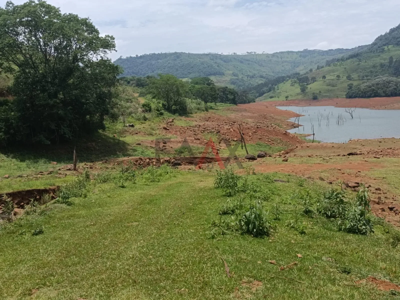 Imagem TERRENO NO PARAÍSO ALAGADO FAXINAL DO CÉU - LAGEADO FEIO- PR - Feio só o nome