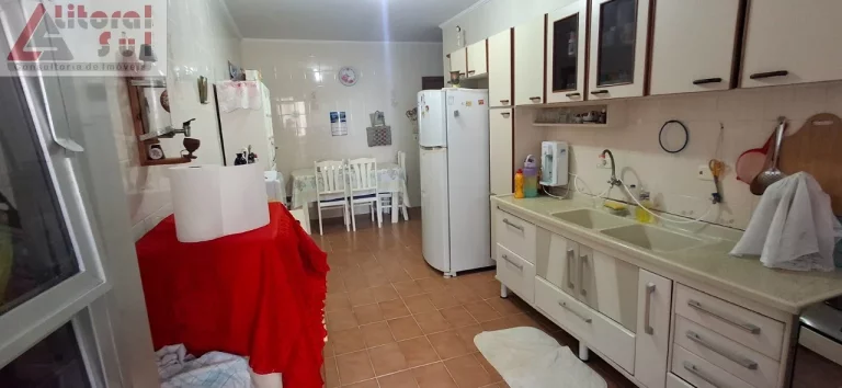 Imagem Imperdível: Apartamento de 3 quartos e 130m² à venda em Praia Grande-SP, bairro Tupi. Confira já!