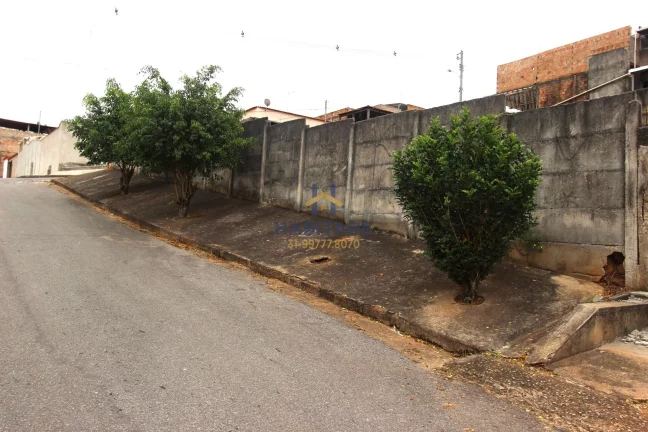 Imagem 2 Lotes juntos no bairro Brasília - Sarzedo