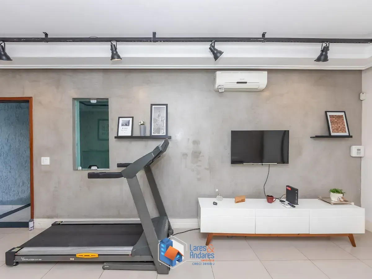 Imagem Sobrado para venda em Jardim Marisa com 3 quartos, sendo 3 suítes, 168m²