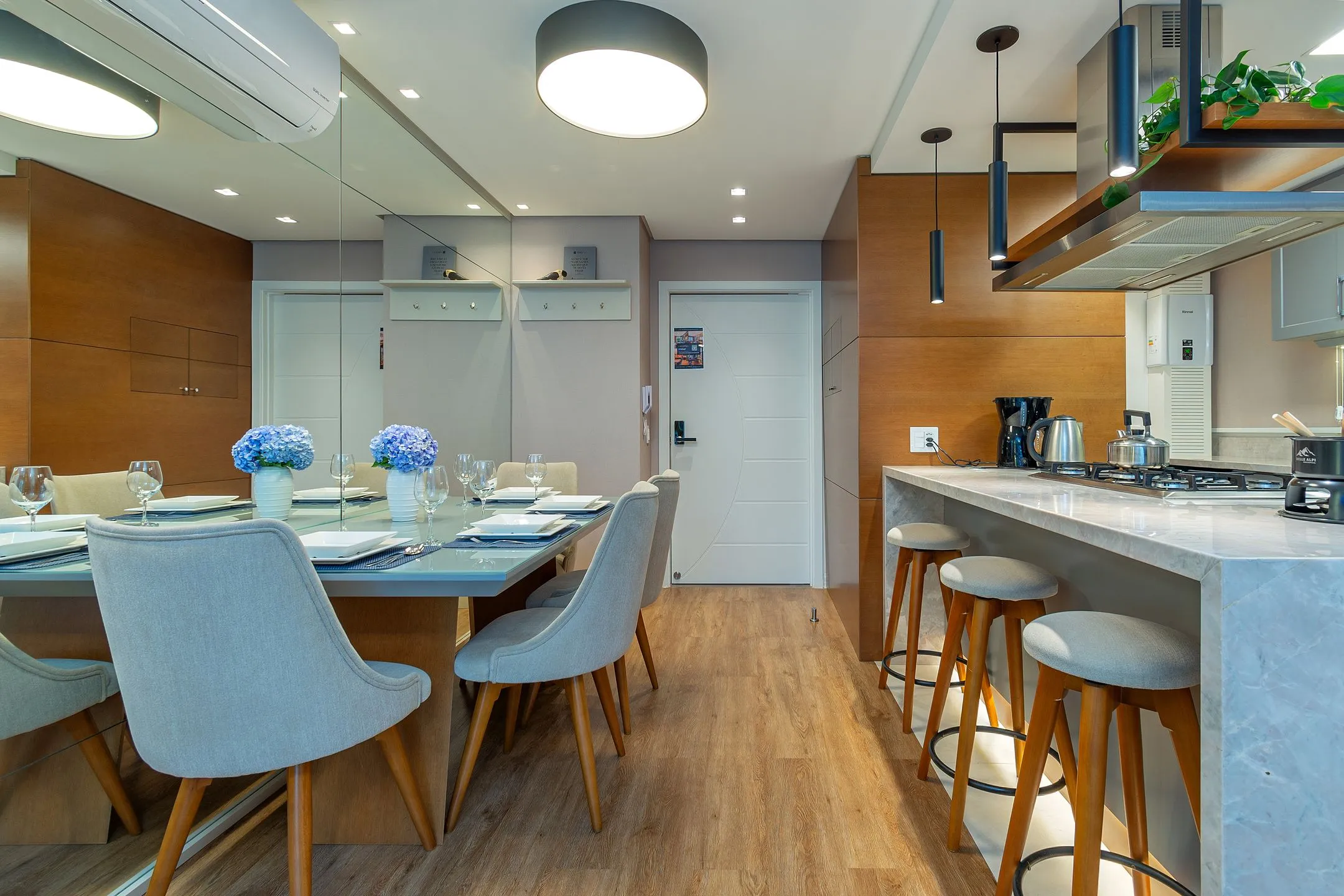 Imagem Apartamento à venda em Canela, Centro, com 2 quartos, 78.12m2