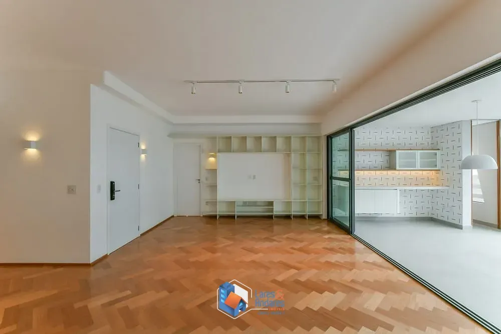 Imagem Apartamento para venda em Chácara Santo Antônio (Zona Sul) com 3 quartos, sendo 3 suítes, 196m²