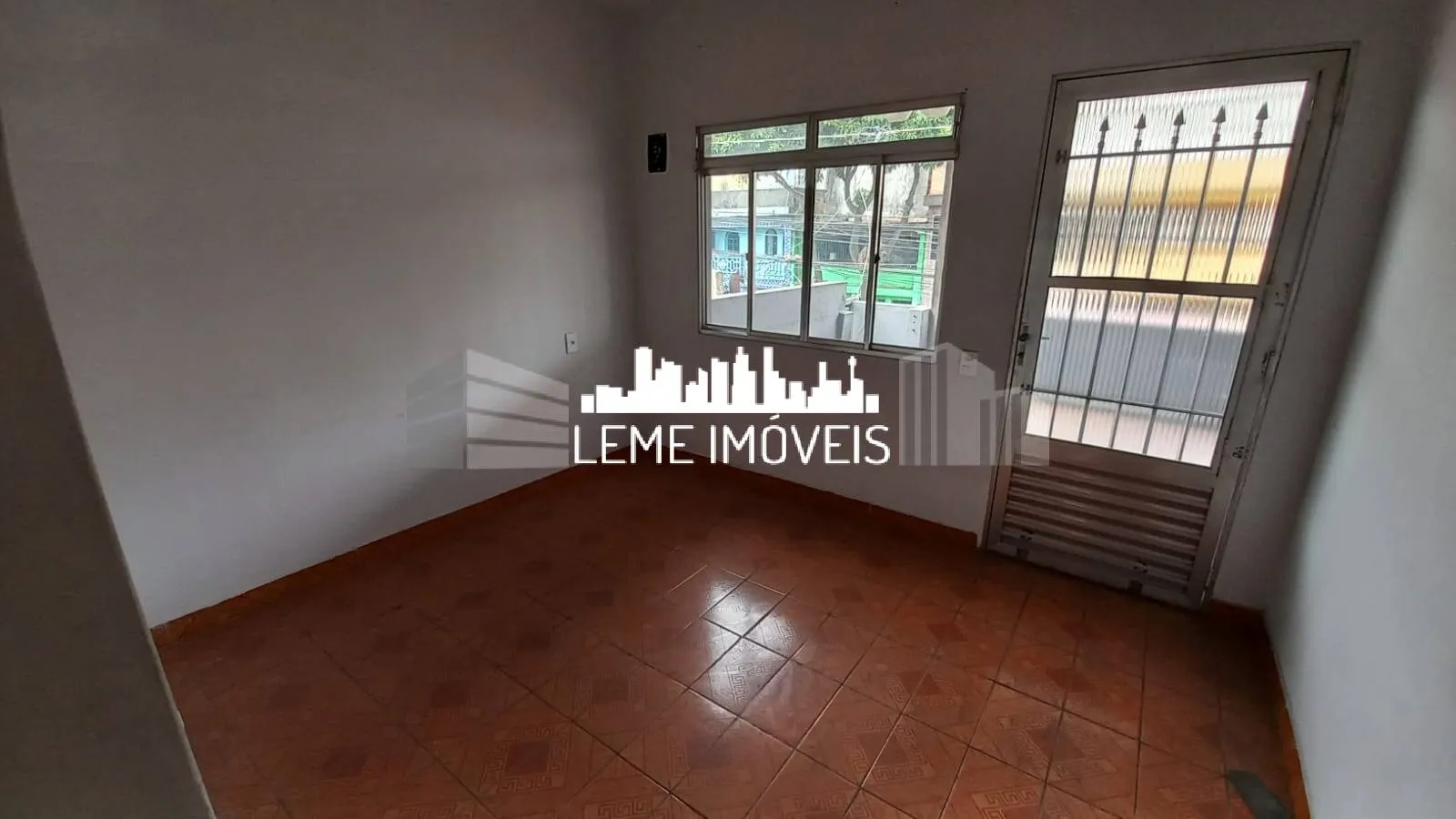Imagem IMOVEL PARA RENDA COM SALÃO COMERCIAL