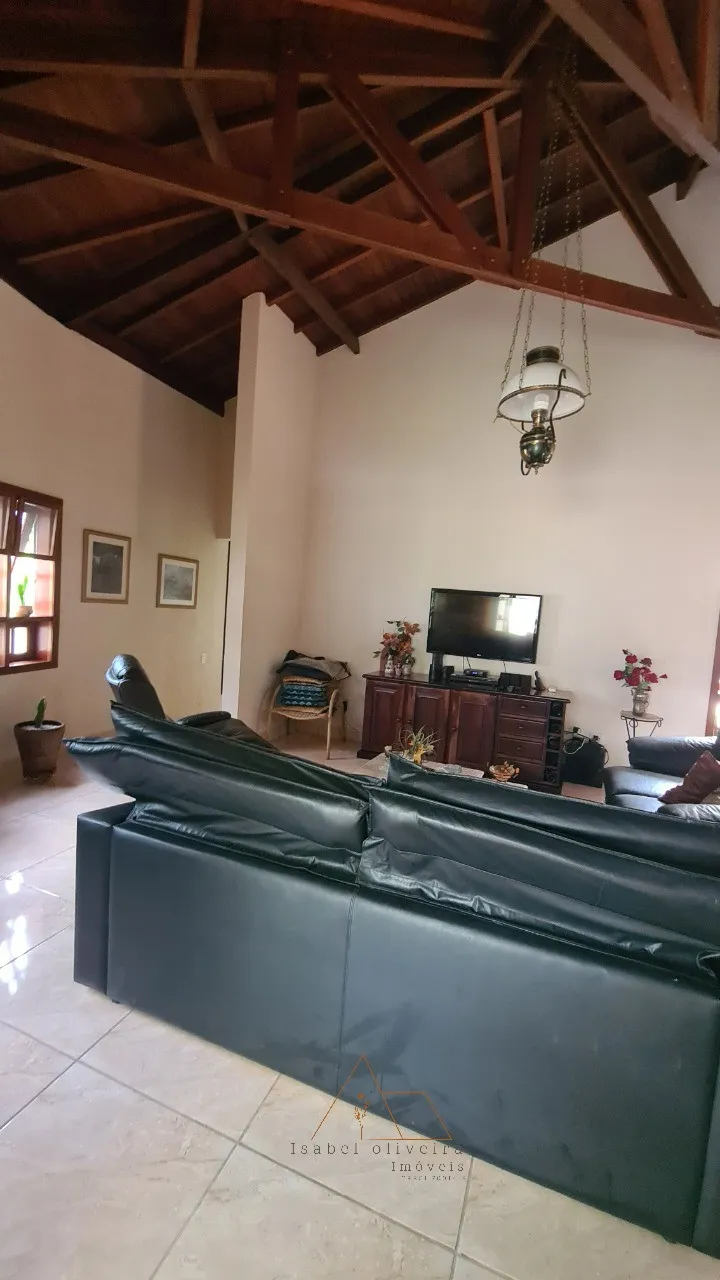 Imagem Oportunidade única: Casa em condomínio com 5 quartos e 2 suítes em Salto-SP, no Condomínio Fechado Village Haras São Luiz.