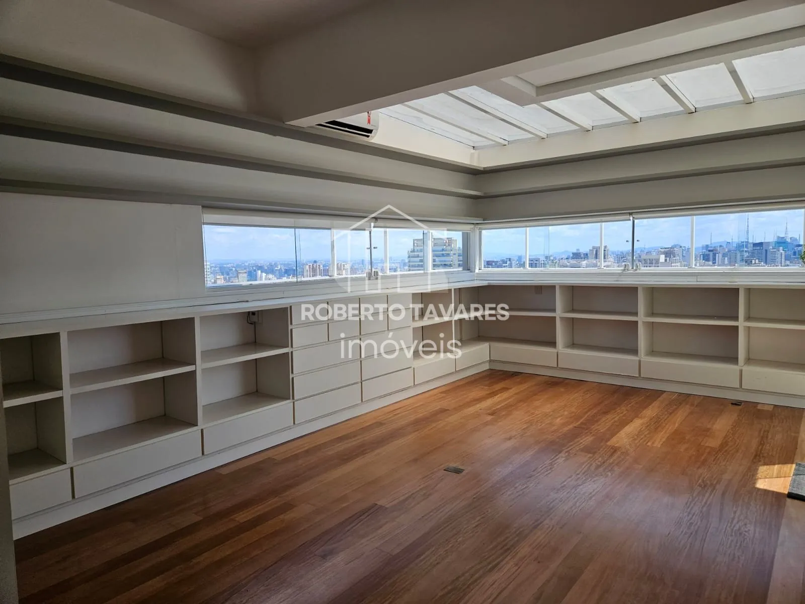Imagem Cobertura de 4 quartos, 320m² no bairro Vila Mariana, em São Paulo