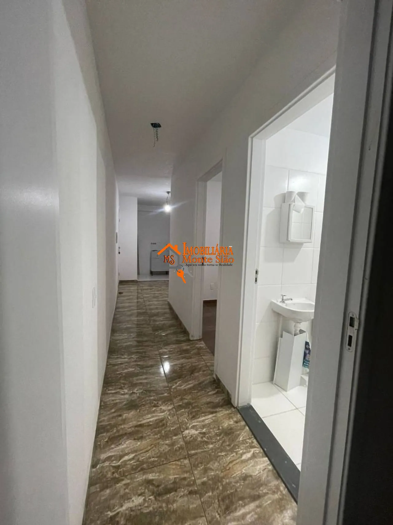 Imagem Apartamento com 2 dormitórios à venda, 43 m² por R$ 290.000,00 - Vila Nova Bonsucesso - Guarulhos/SP