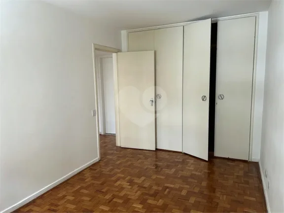 Imagem Apartamento à venda com 2 quartos no condomínio Ed. Emília, São Paulo - SP