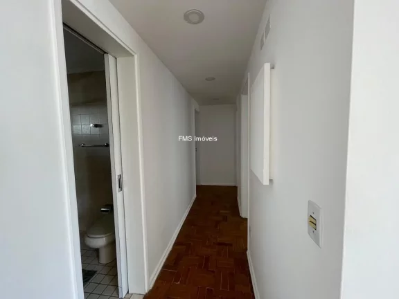 Imagem Imóvel à venda ou locação na Vila Nova Conceição: 3 quartos, 1 suíte, 3 banheiros, 1 vaga, 94m² - São Paulo-SP