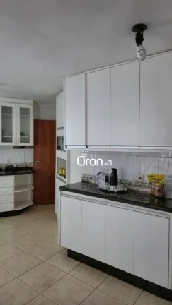 Imagem Apartamento com 3 dormitórios à venda, 118 m² por R$ 580.000,00 - Setor Goiânia 2 - Goiânia/GO
