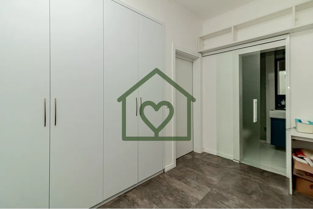 Imagem Apartamento Garden à venda no Centro Histórico de Porto Alegre, com 145,12 m2 de área privativa e...