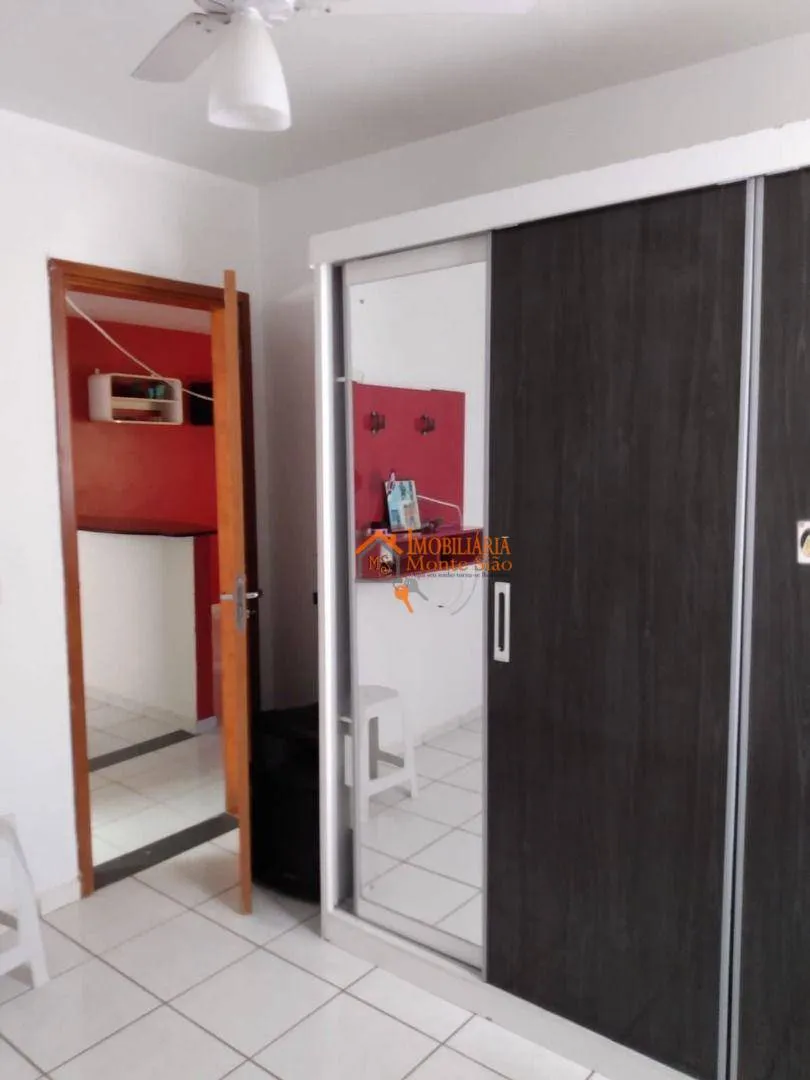 Imagem Apartamento com 2 dormitórios para alugar, 48 m² por R$ 1.957,19/mês - Água Chata - Guarulhos/SP