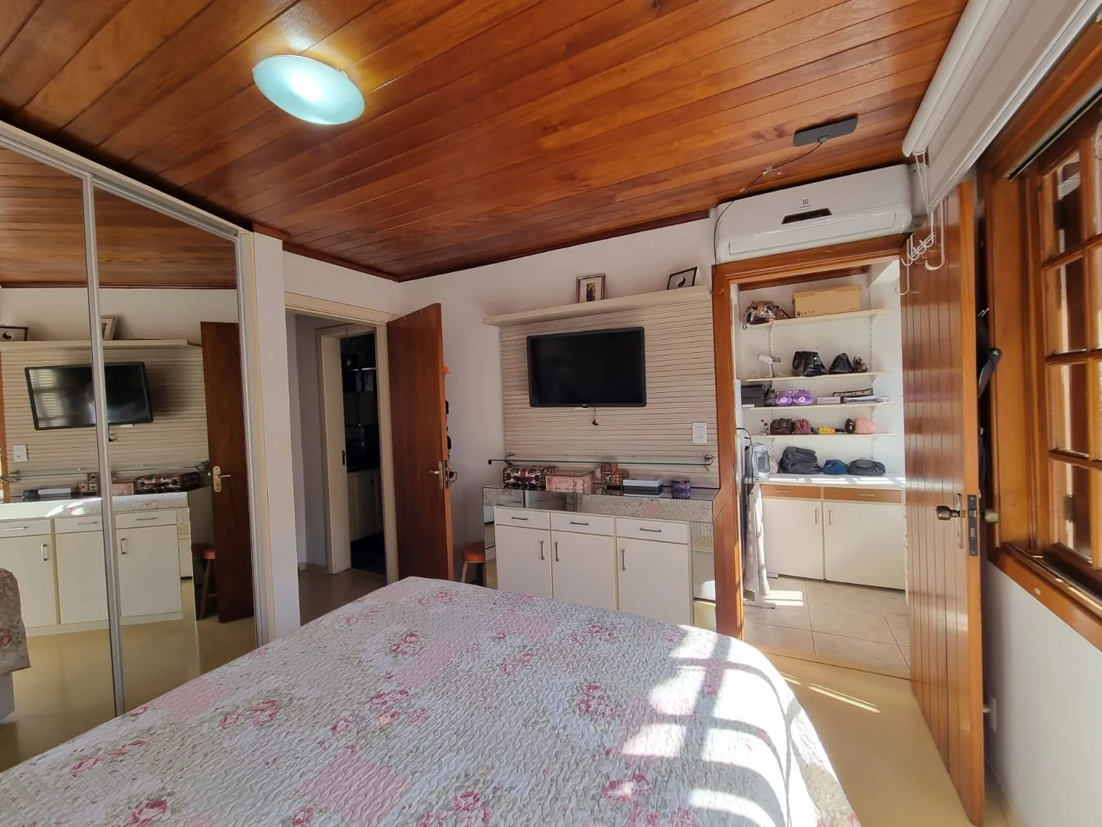 Imagem Casa de 3 Dormitórios em Condomínio Fechado Infra Completa