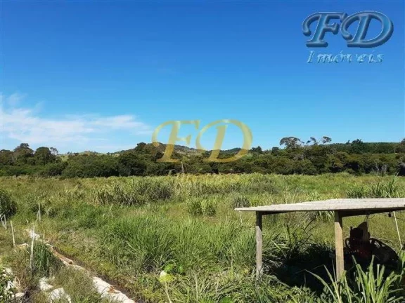 Imagem EXCELENTE SÍTIO EMATIBAIA-SP Características: 3,5 alqueires de área total (aprox. 75.000,00 m²) ...