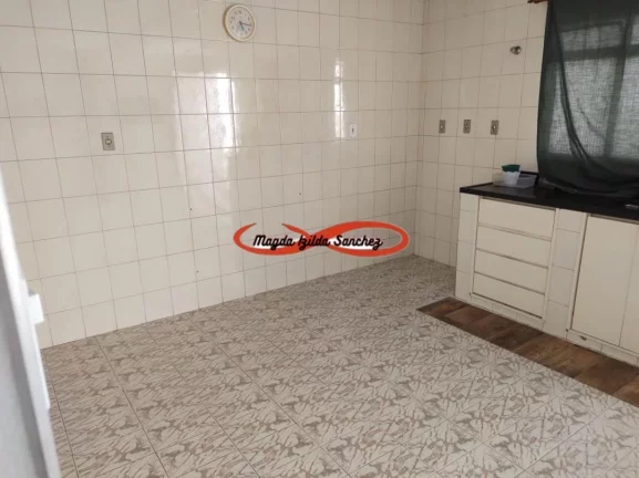 Imagem CASA TÉRREA À VENDA AO LADO DO METRÔ ARTUR ALVIM.