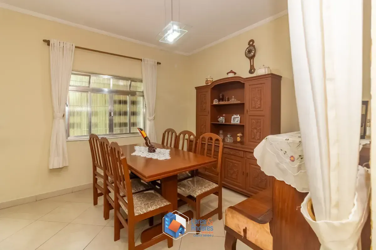 Imagem Sobrado para venda em Jardim Maracanã com 4 quartos, 180m²