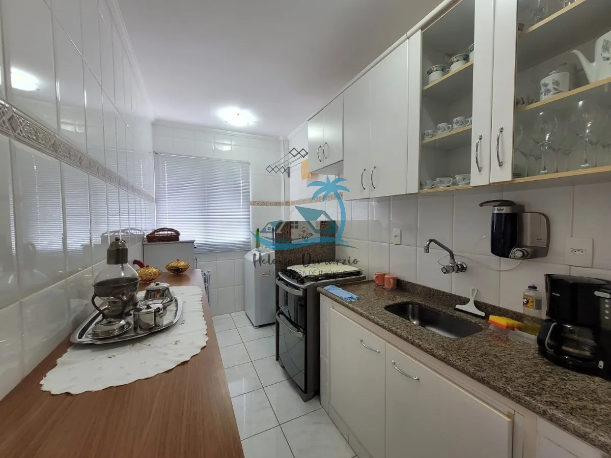 Imagem Lindo apartamento com 2 dormitórios a venda a 250 metros da orla de Itaguá em Ubatuba.