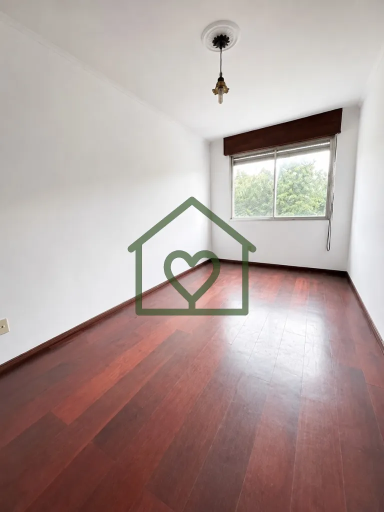 Imagem **Apartamento 1 dormitório à venda ou locação no Passo da Areia - Porto Alegre** 
 
Excelente op...