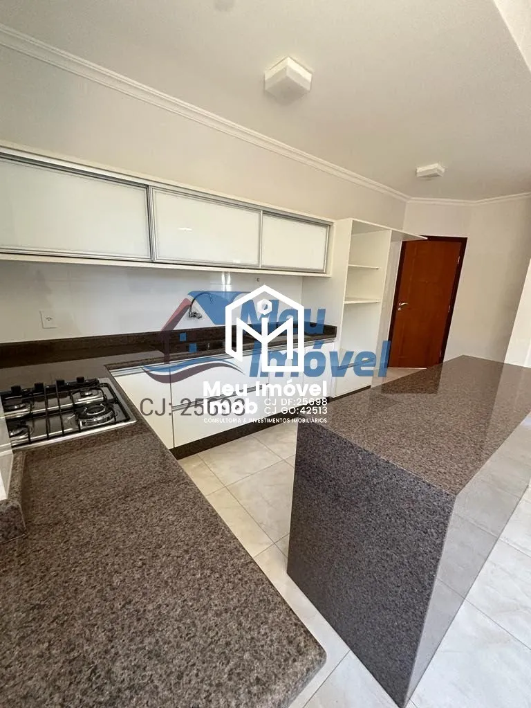 Imagem Mini Granja do Torto Casa 5 Quartos 2 Suítes 4 Vagas 600m²