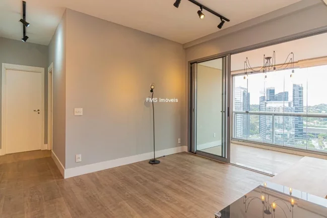 Imagem Apartamento para locação com 2 quartos e 2 vagas na Granja Julieta.