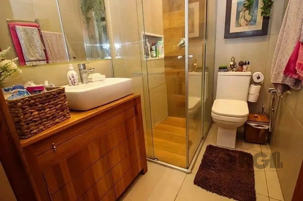 Imagem Casa com 3 dormitórios no bairro Medianeira