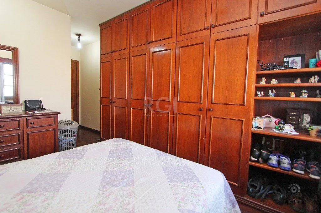 Imagem Casa para Venda - 180m², 3 dormitórios, sendo 1 suites, 3 vagas - Parque dos Maias