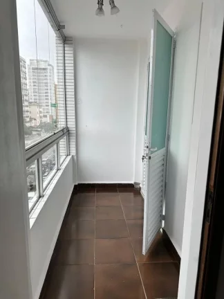 Imagem Apartamento com 3 dormitórios à venda, 150 m² por R$ 820.000 - Itararé - São Vicente/SP