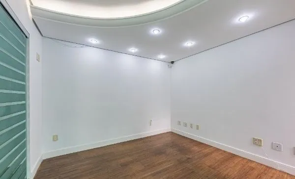 Imagem Prédio comercial com loja no bairro Rio Branco com 237m²