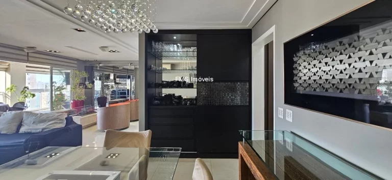 Imagem Apartamento à venda ou locação na Vila Romana com 4 Quartos sendo 3 Suítes, 4 Banheiros, 3 Vagas.