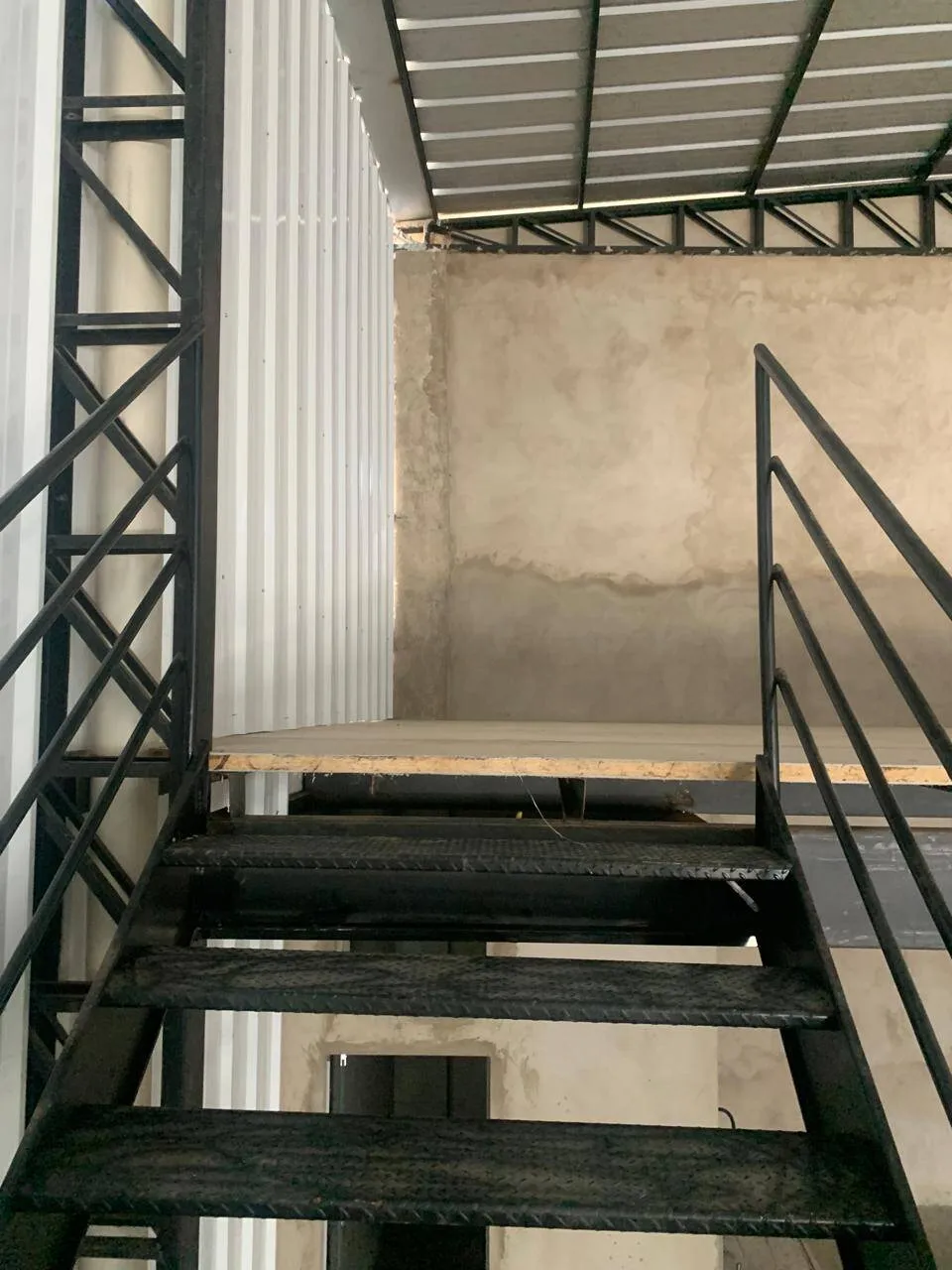 Imagem Barracão Comercial Bairro Pedra 90