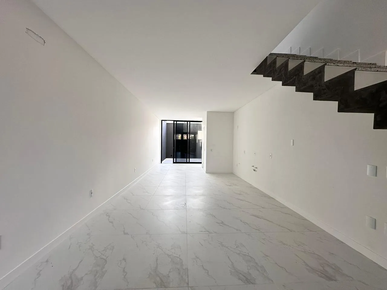 Imagem Casa à venda com 105m2 por R$ 1.000.000,00