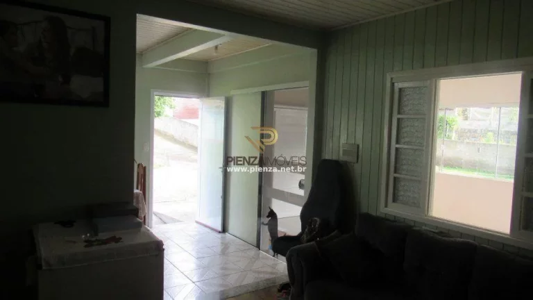 Imagem Casa para Venda em Concórdia, Industriários, 3 dormitórios, 2 banheiros