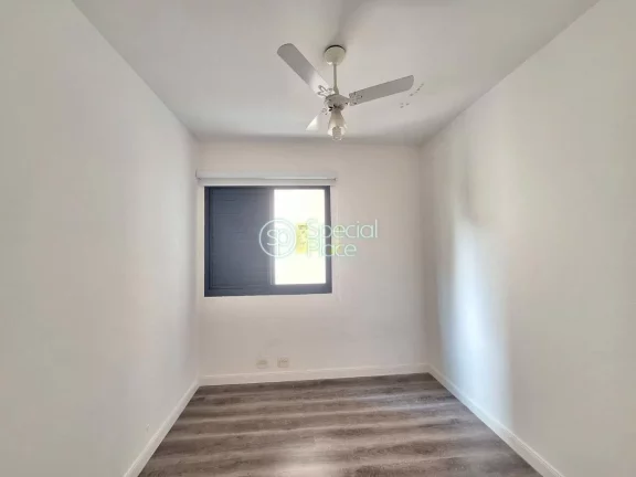 Imagem 105 metros 4 dormitórios 1 suíte 2 vagas Edifício bem localizado, com lavabo, dependência de emp...