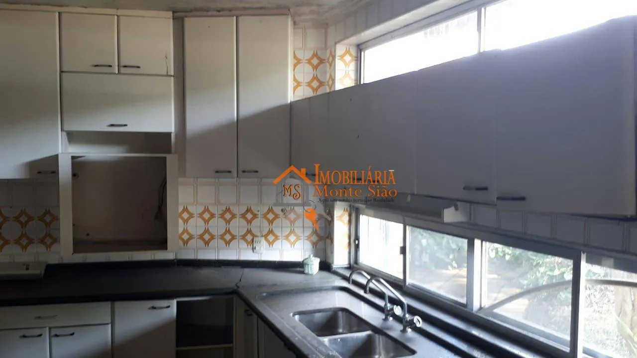 Imagem Casa com 6 dormitórios à venda, 600 m² por R$ 2.350.000,00 - Vila Rosália - Guarulhos/SP