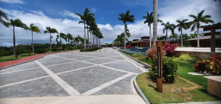 Imagem Terreno para Venda em Mata de São João, Praia Do Forte