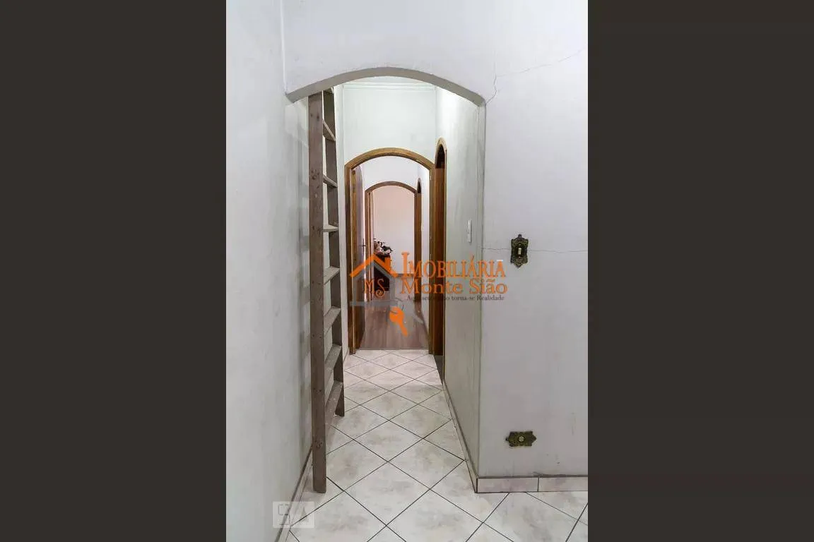 Imagem Sobrado com 4 dormitórios à venda, 250 m² por R$ 742.000,00 - Gopoúva - Guarulhos/SP