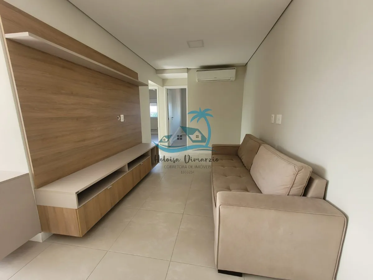 Imagem Excelente Apartamento com 3 dormitórios semi mobiliado e vista para o mar, a venda a 250 metros da orla de Itagua em Ubatuba.