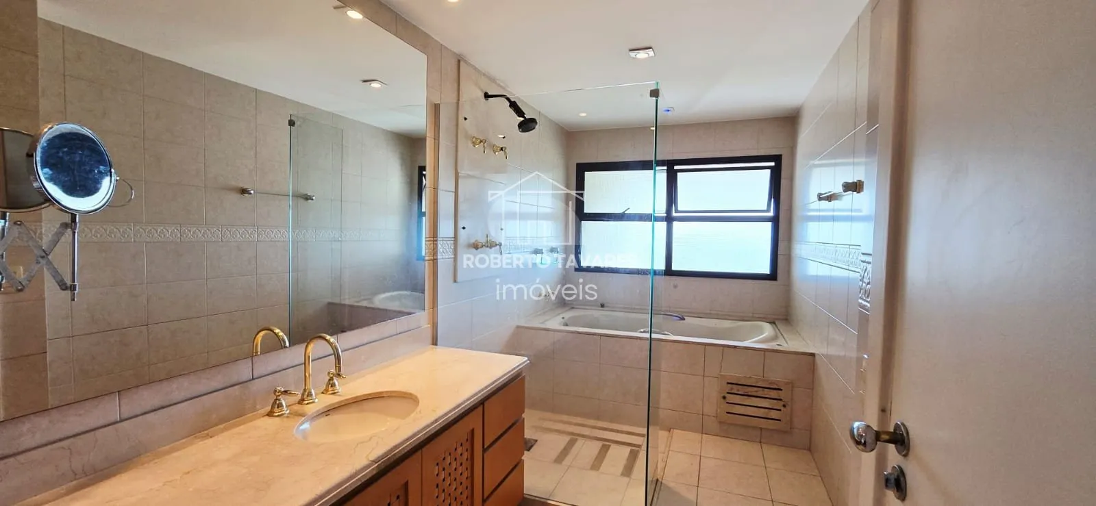 Imagem Apartamento de 3 quartos, 270m² no bairro Alto de Pinheiros, em São Paulo