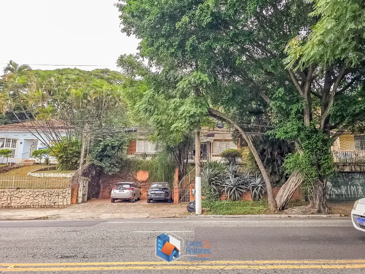 Imagem Casa para venda em Lapa com 3 quartos, sendo 1 suíte, 377m²