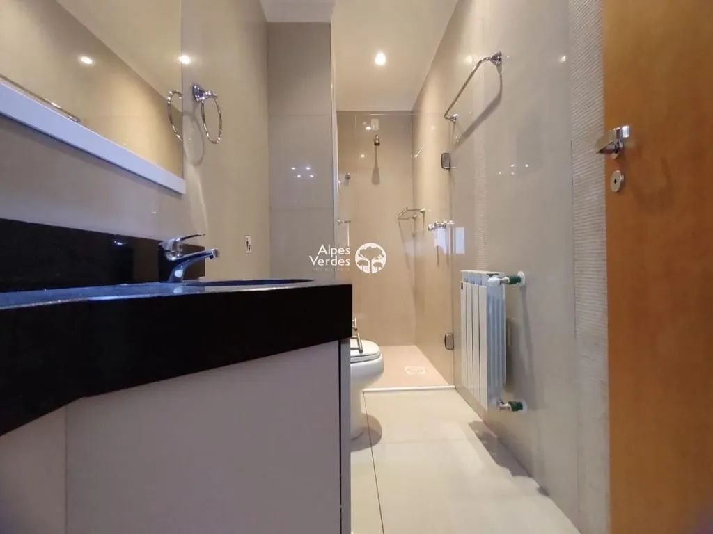 Imagem Vende-se Apartamento em Canela a 1 minuto da Catedral de Pedra
