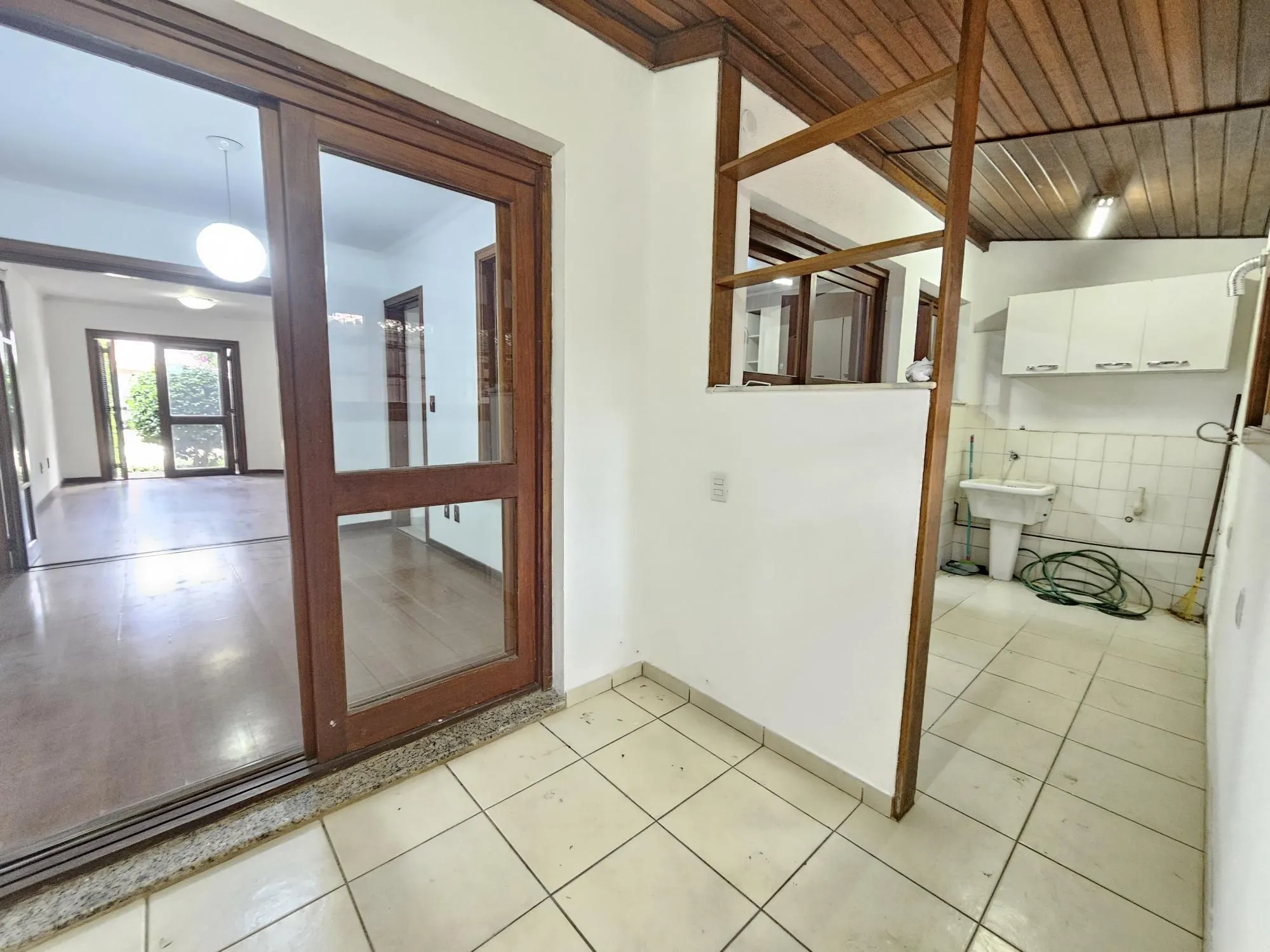 Imagem Casa condominio 4D, 4 WC, 3 vagas, Cavalhada, Porto Alegre, RS