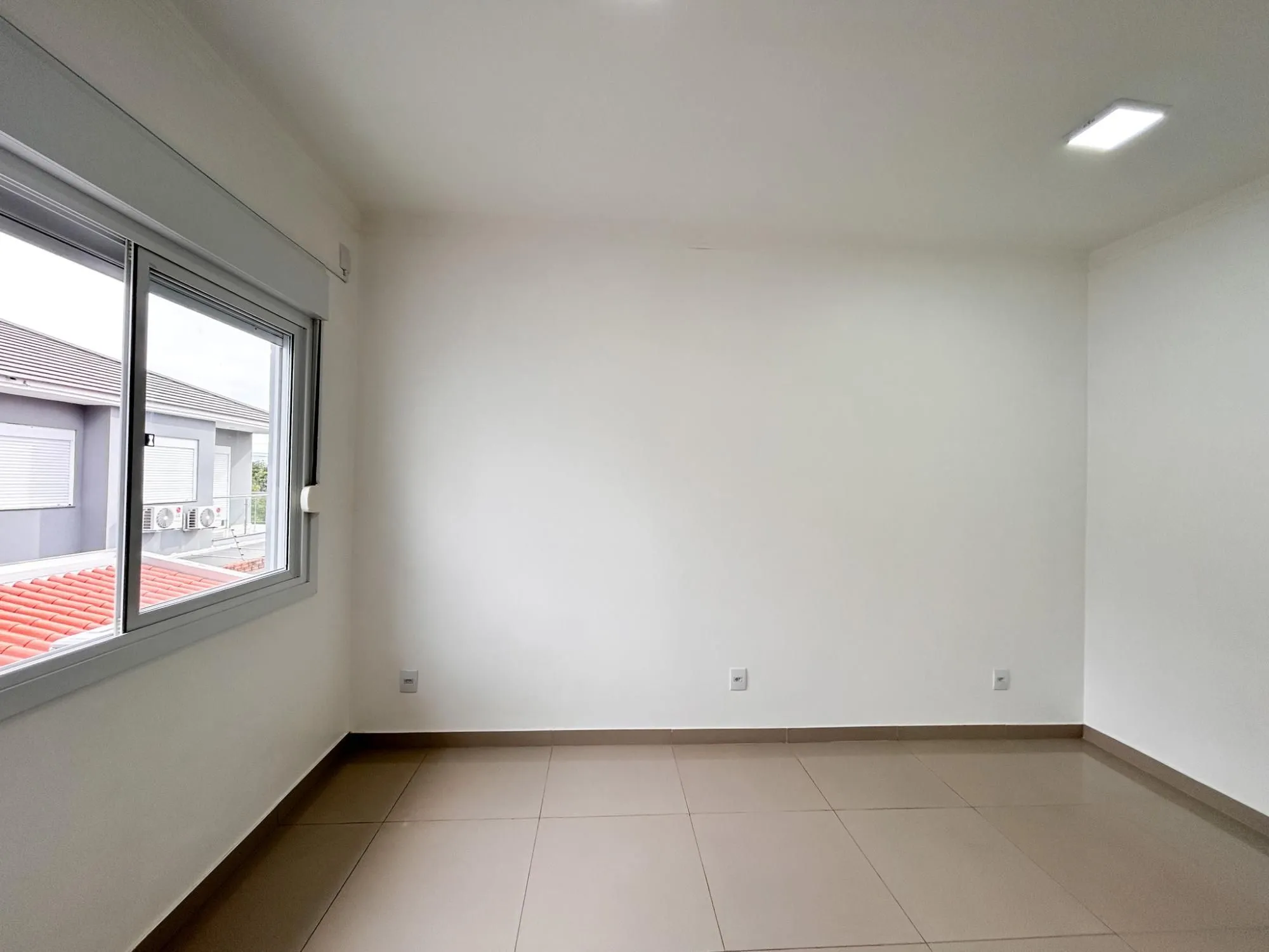 Imagem SOBRADO BAIRRO IGARA - CANOAS