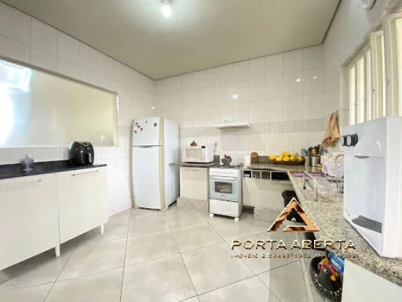 Imagem Casa triplex Iguaçu- cod 1194