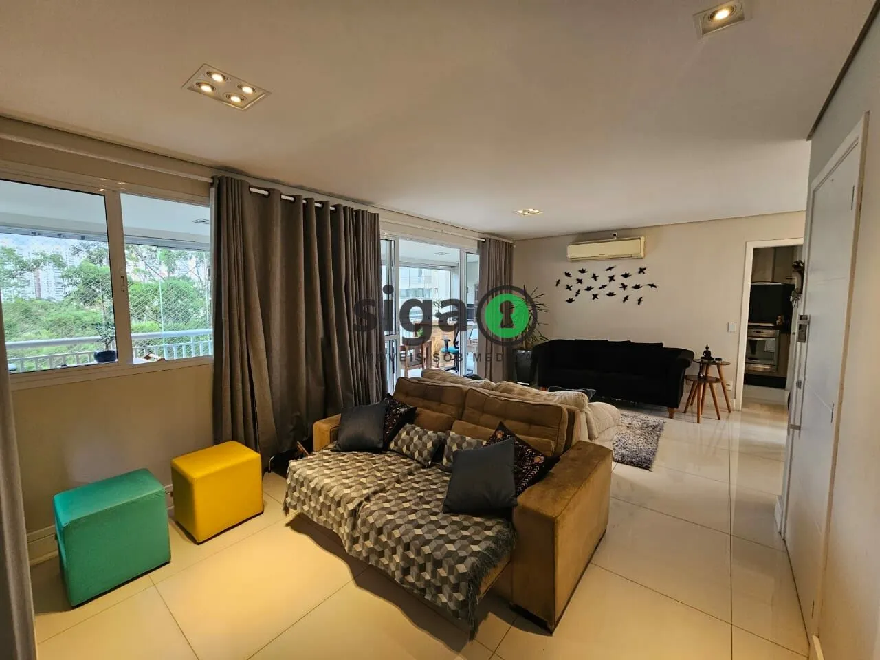 Foto do imóvel Apartamento com 138m2, 3 suites e 2 vagas, à venda na Vila Andrade.