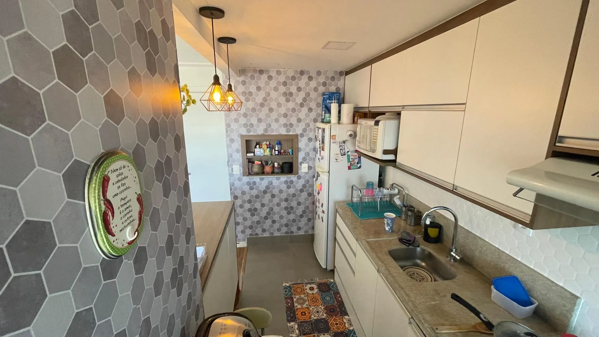 Imagem Apartamento 3 dormitórios, 1 suíte, semi-mobiliado com lazer completo - 76m²