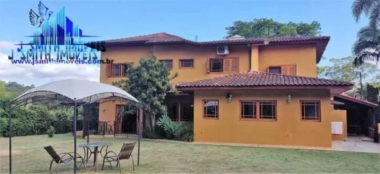 Imagem CASA 330m², TERRENO 1.500m². IMPECÁVEL E COM MUITO CHARME -
