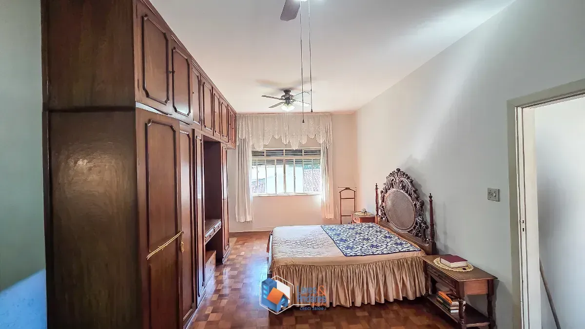 Imagem Casa para venda em Bela Aliança com 6 quartos, sendo 2 suítes, 395m²