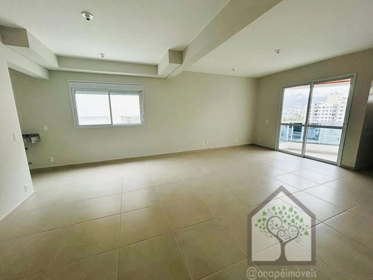 Imagem Cobertura duplex à venda no Itacorubi, nova, financiável e pronta para morar.