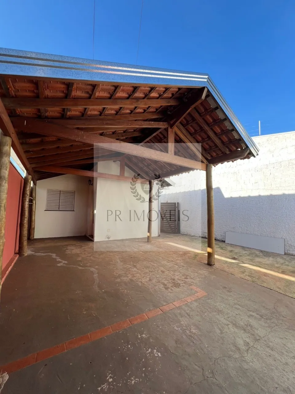 Foto do imóvel Casa à venda em Araraquara-SP, Jardim Santa Júlia (Vila Xavier): 2 quartos, 3 vagas, 48m² - Imperdível!